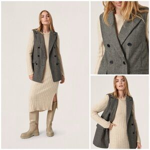 Soaked in Luxury ~ Kelsie Waistcoat